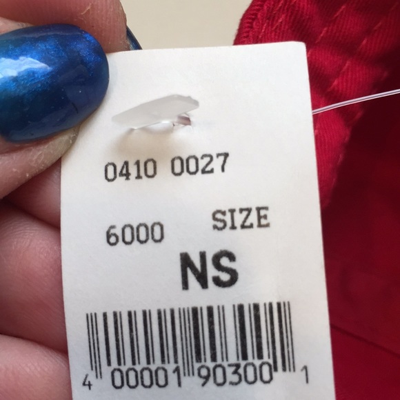 Reno Hilton baseball style hat in great condition - Picture 6 of 6